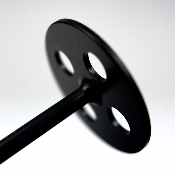 AeroTitan geh&ouml;rt zu den leichtesten und zugleich widerstandsf&auml;higsten Legieru...